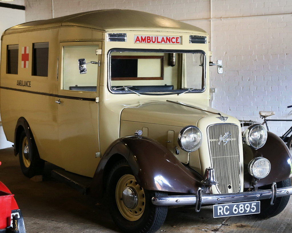 Austin Ambulance (1939)