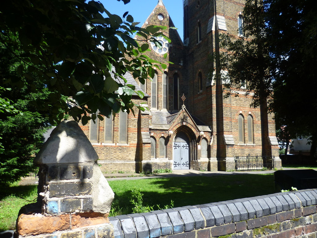 Church of the Holy Saviour, Croydon