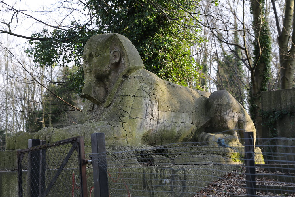 Crystal Palace sphynx 