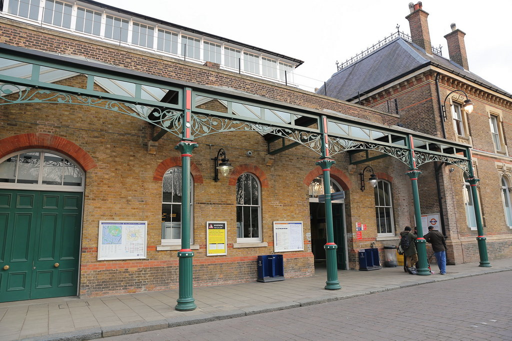 Crystal Palace Station