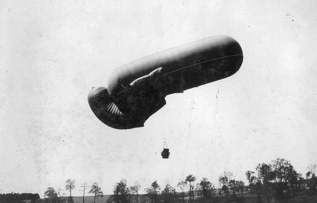 Drachen kite balloon