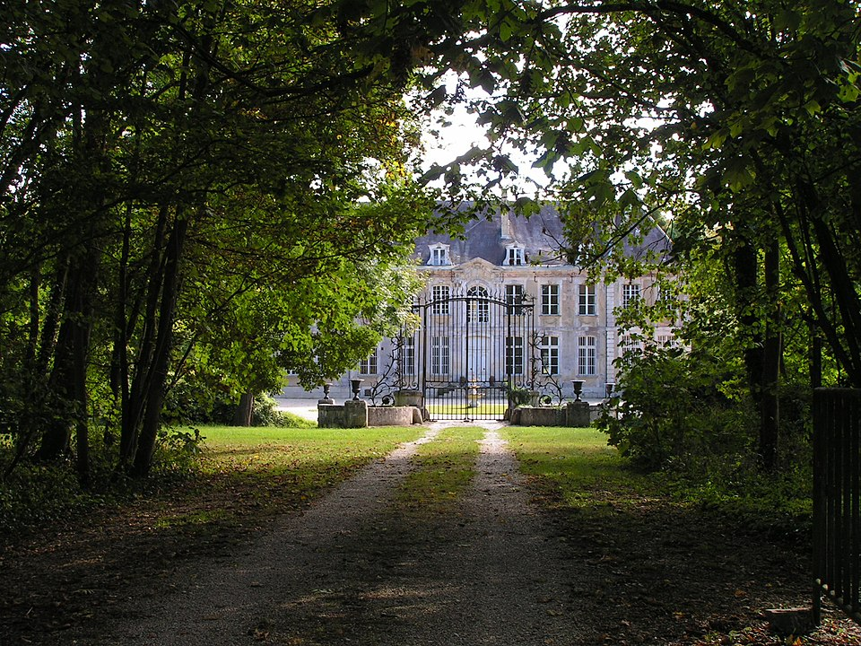 Isle sur Marne Château