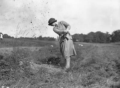 Phyllis Strohmenger golfing