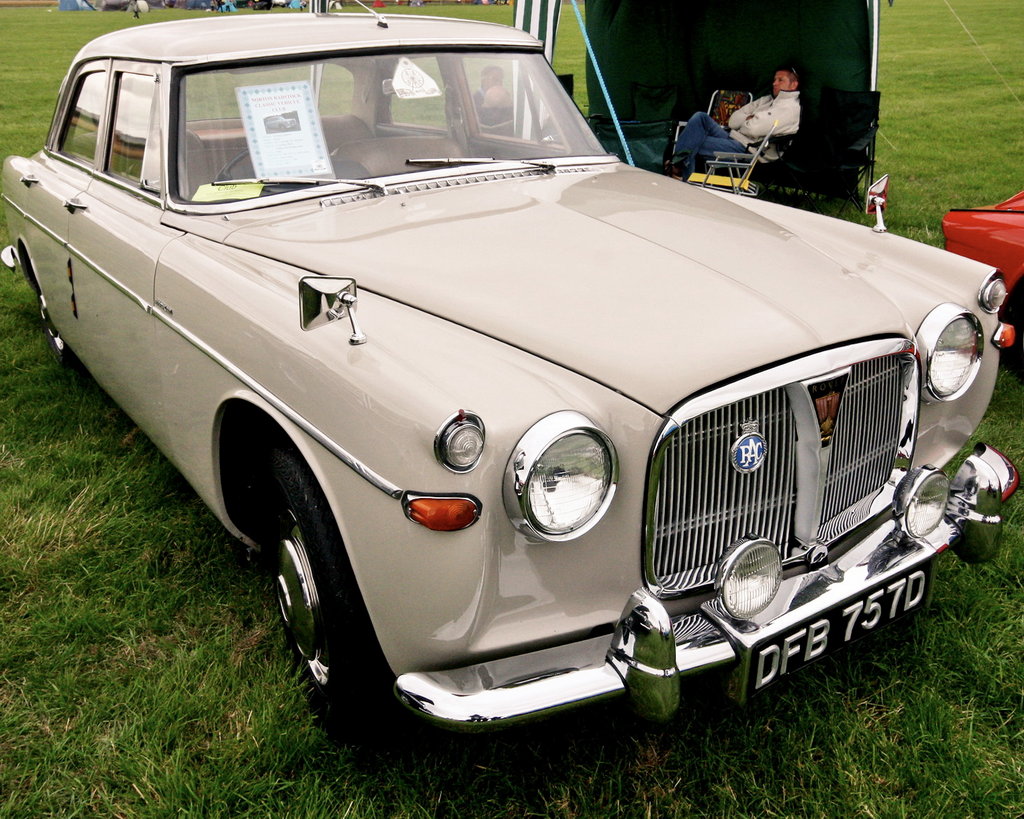 Rover P5 