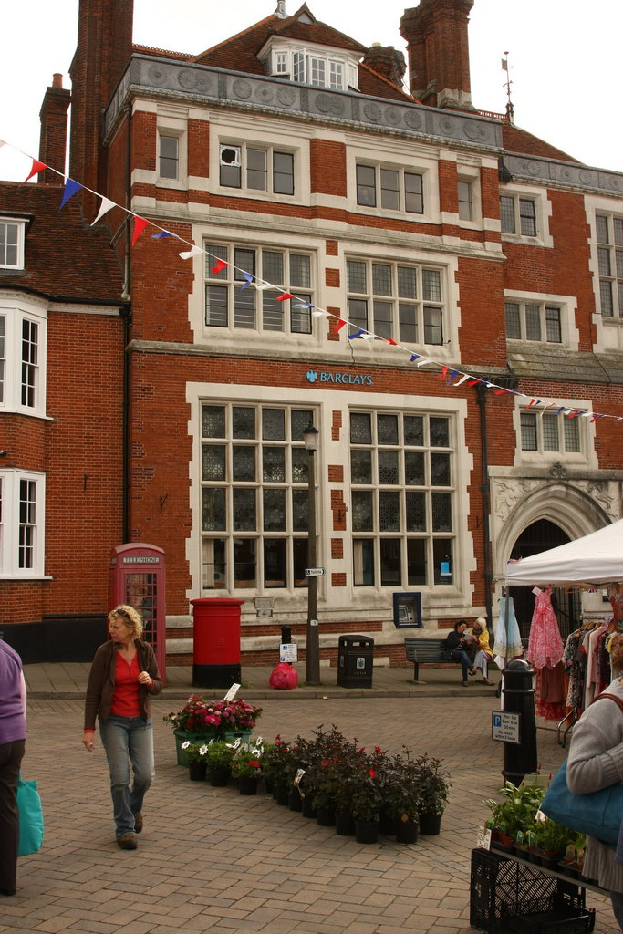 Saffron Walden, Barclays