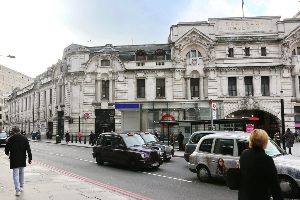 London Victoria Station